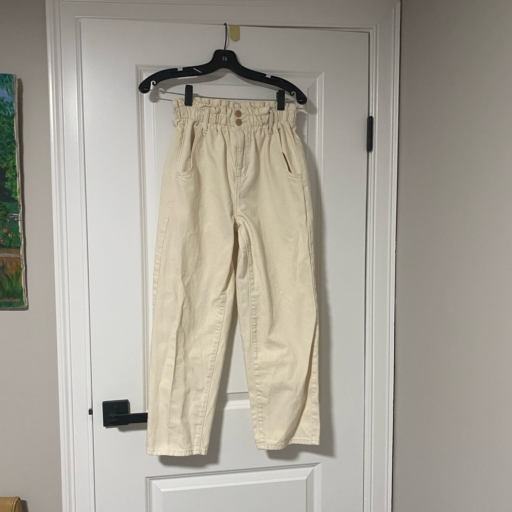 Winter White Clinched High Waist Pant